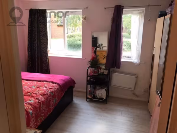 Greenslade Road, Barking, IG11 9XE