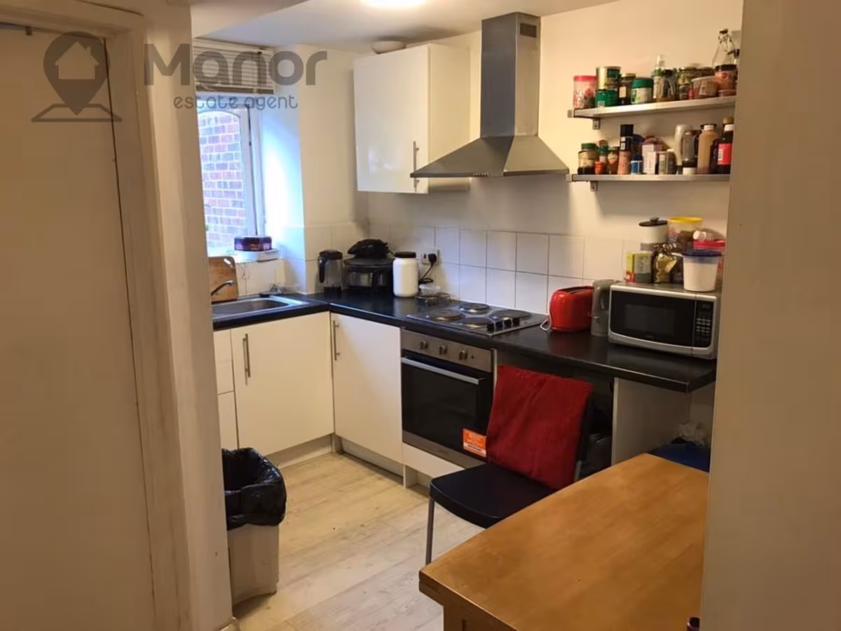 Greenslade Road, Barking, IG11 9XE