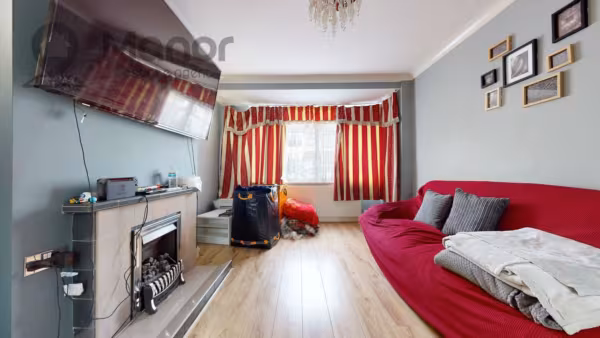 Lamberhurst Road, Dagenham, RM8 1PS