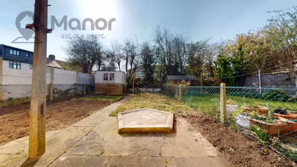 Lansbury Avenue, Romford, RM6 6SD