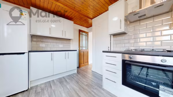 Lansbury Avenue, Romford, RM6 6SD