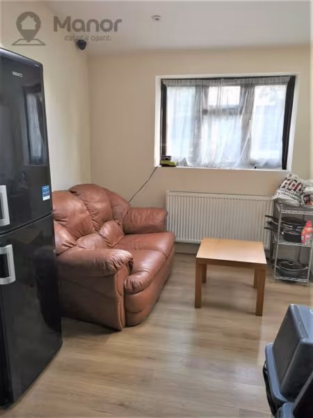 Cambridge Road, Seven Kings, IG3 8LU