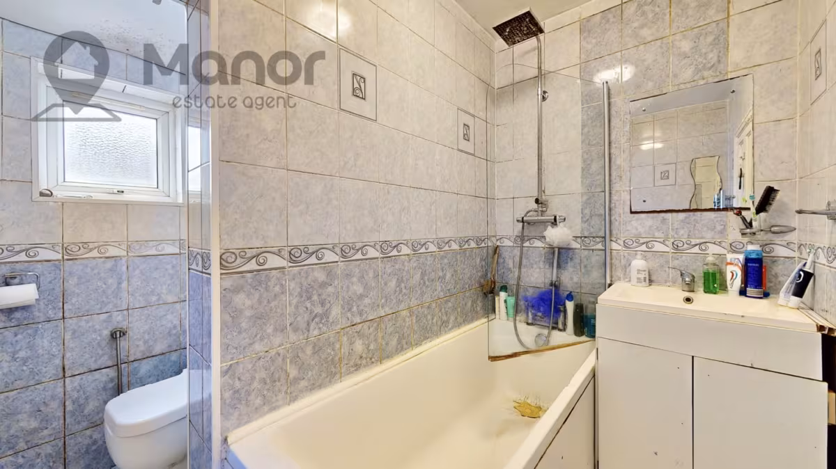 Strone Road, Manor Park, E12 6TN