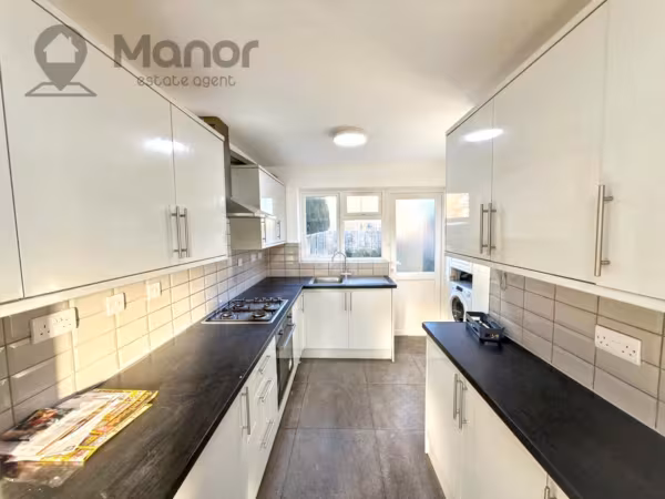 Glenmore Way, Barking, IG11 0LY