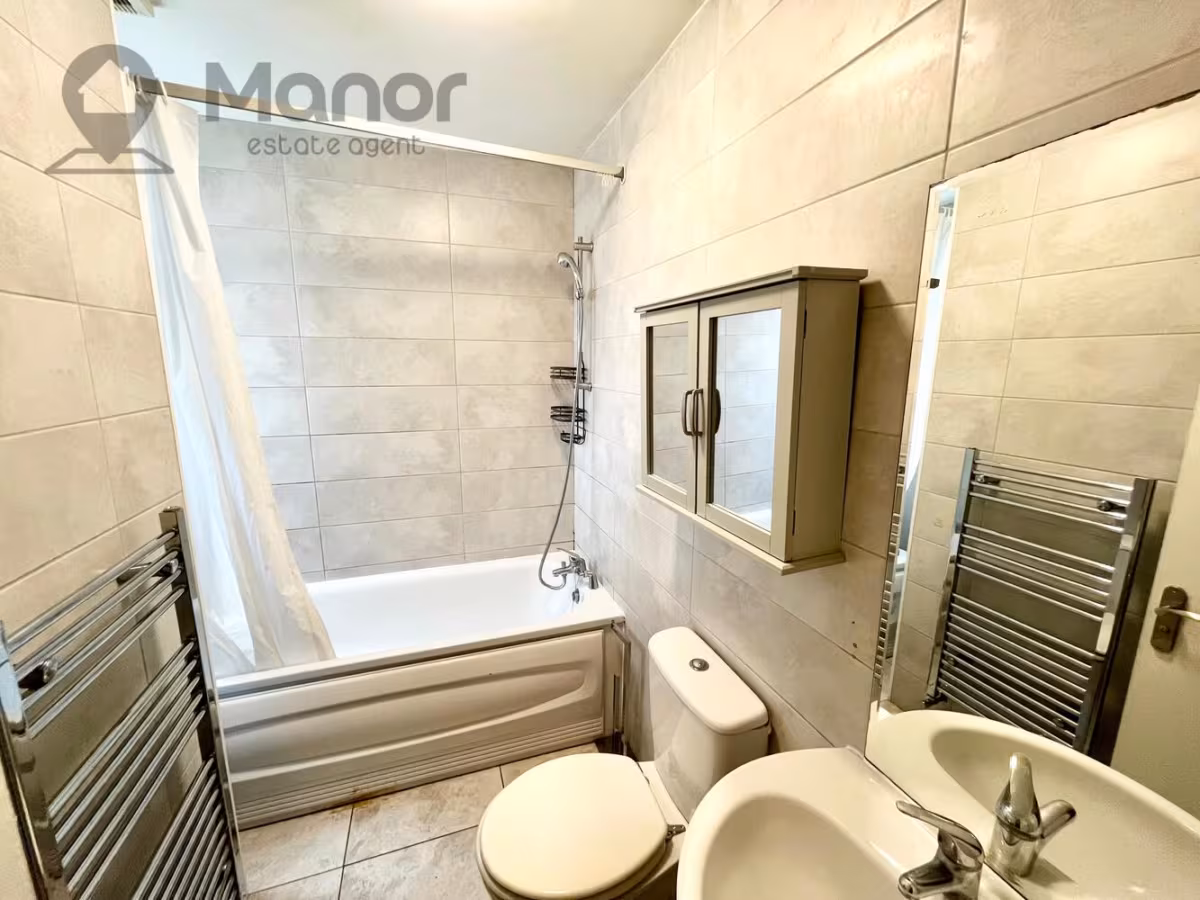 Whalebone Lane South, Dagenham, RM8 1AJ