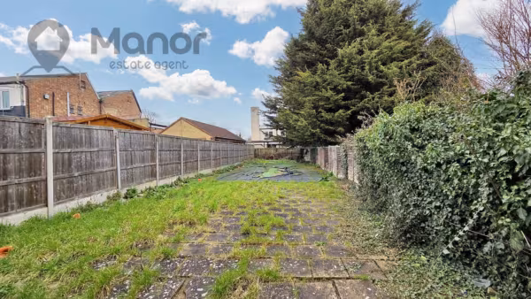 Green Street, Enfield, EN3 7HQ