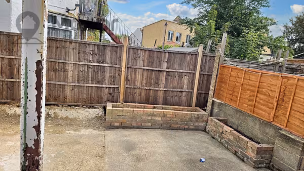Vicarage Lane, East Ham, E6 6AB