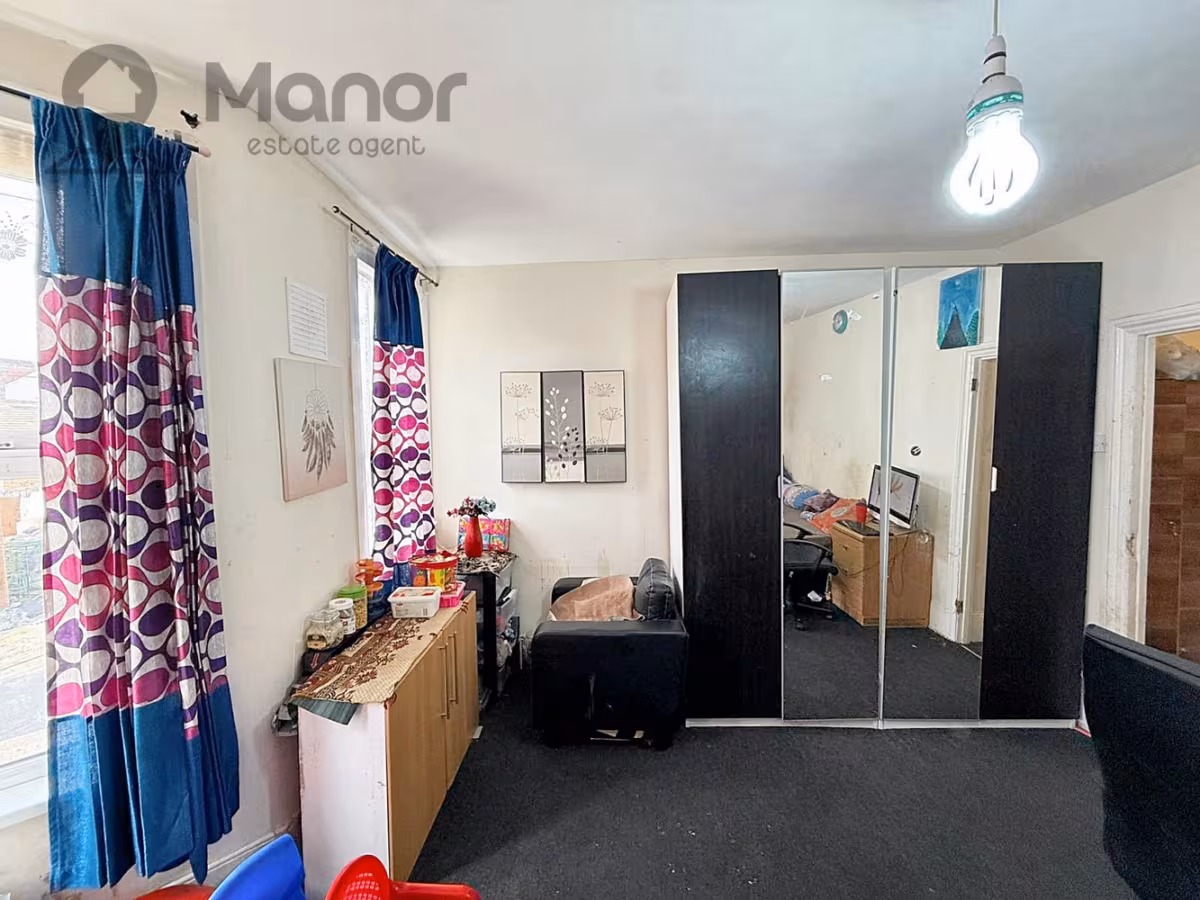 Eighth Avenue, Manor Park, E12 5JN