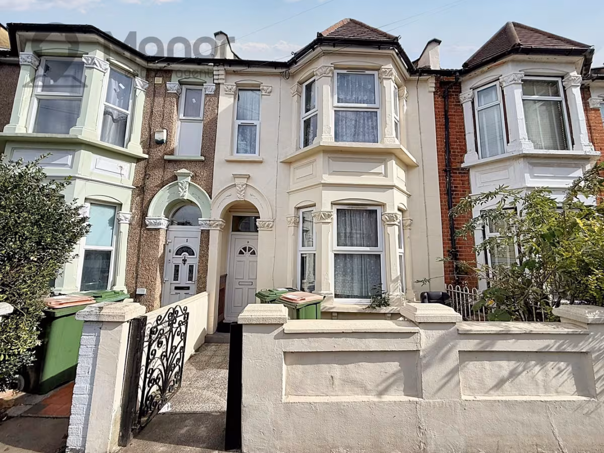Eighth Avenue, Manor Park, E12 5JN