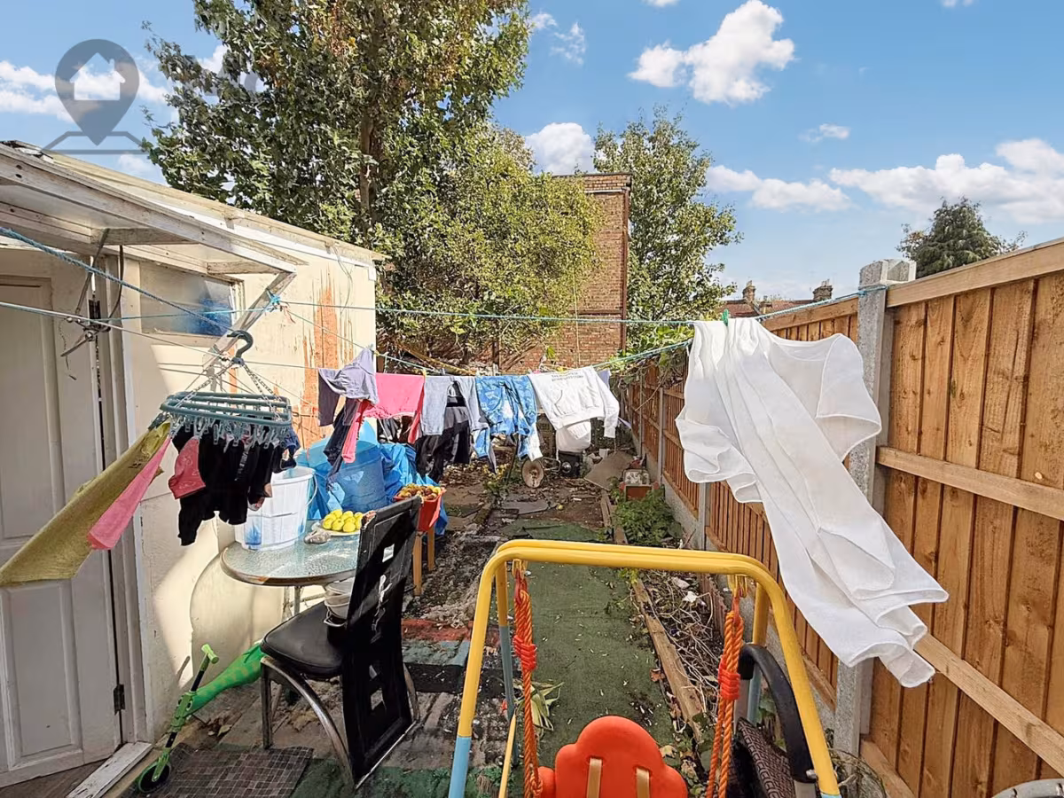 Eighth Avenue, Manor Park, E12 5JN