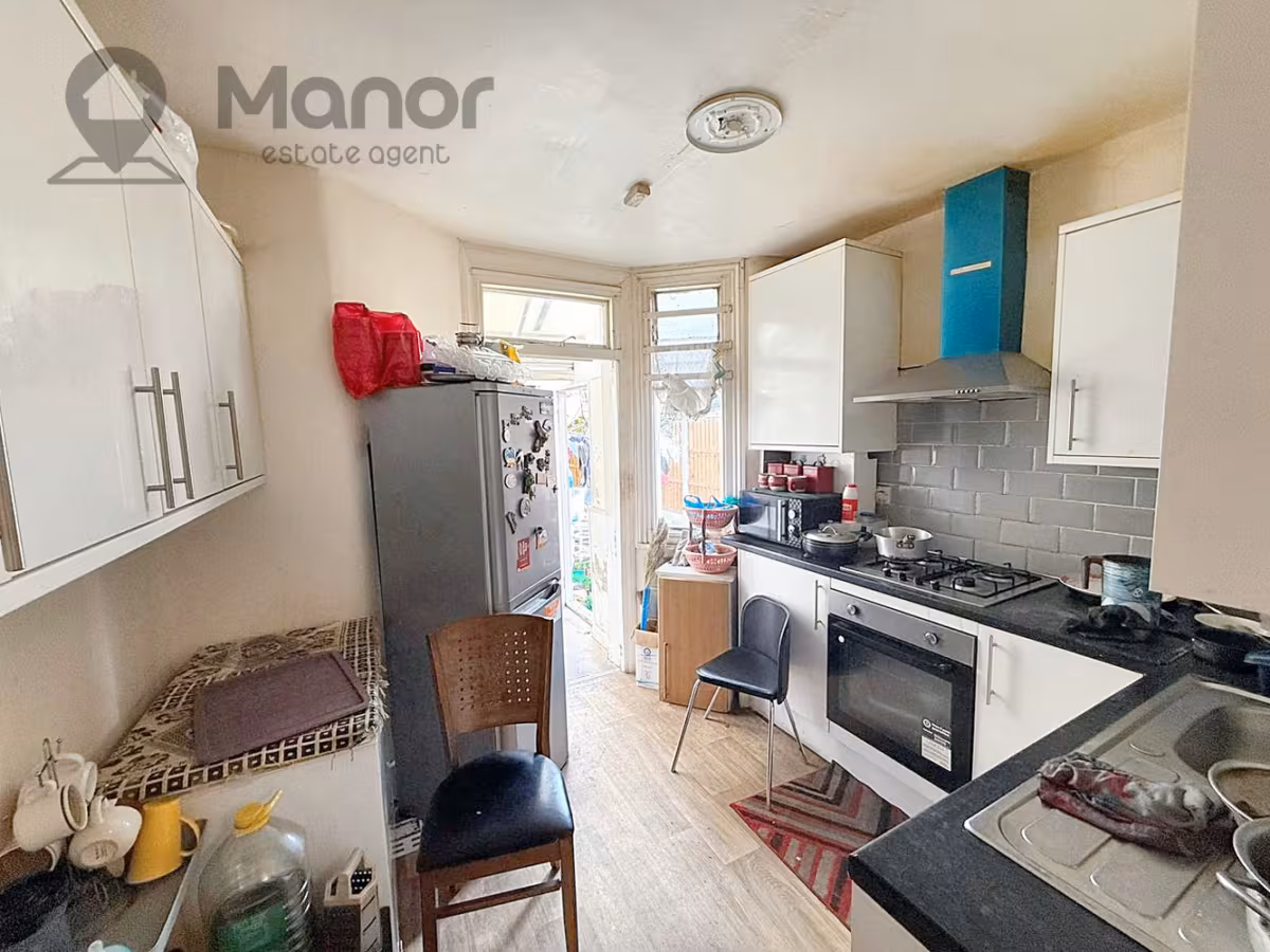 Eighth Avenue, Manor Park, E12 5JN