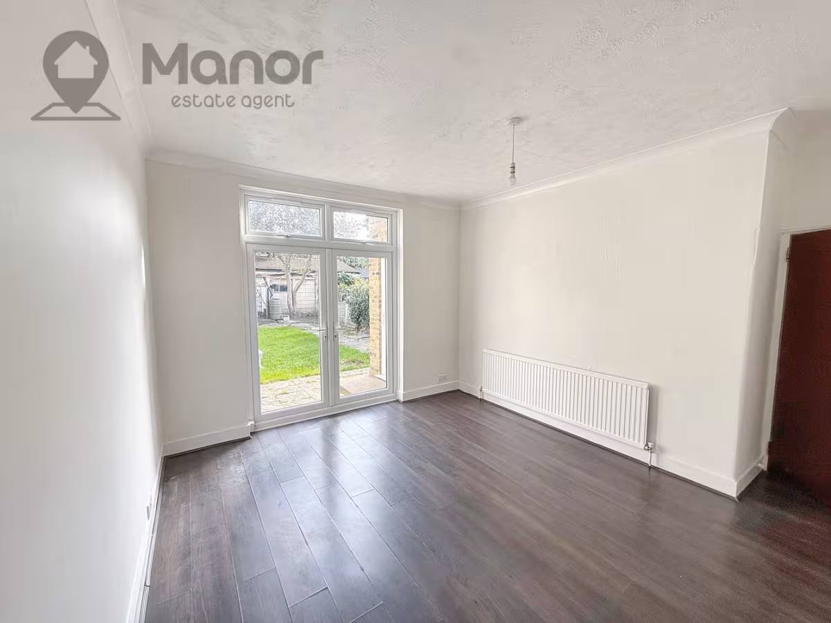 Preston Gardens, Ilford, IG1 3QG