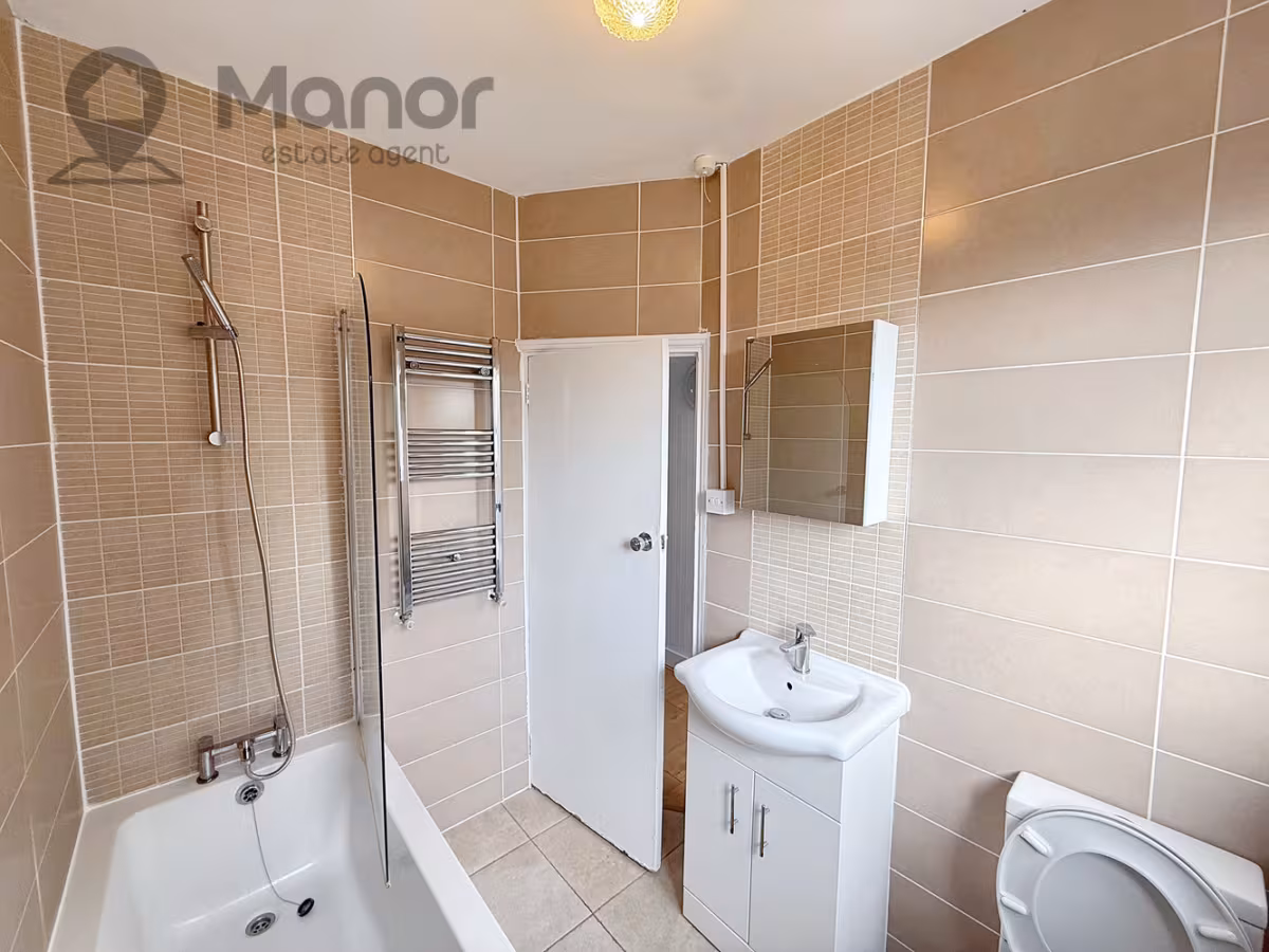 Preston Gardens, Ilford, IG1 3QG
