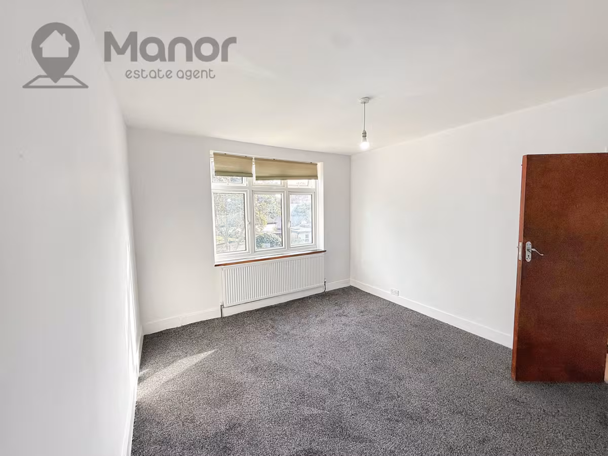 Preston Gardens, Ilford, IG1 3QG