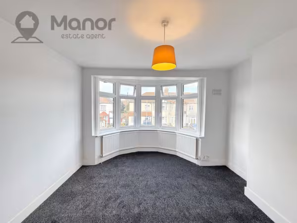 Preston Gardens, Ilford, IG1 3QG