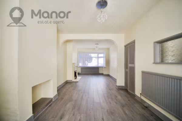 Lawrence Avenue, Manor Park, E12 5QP