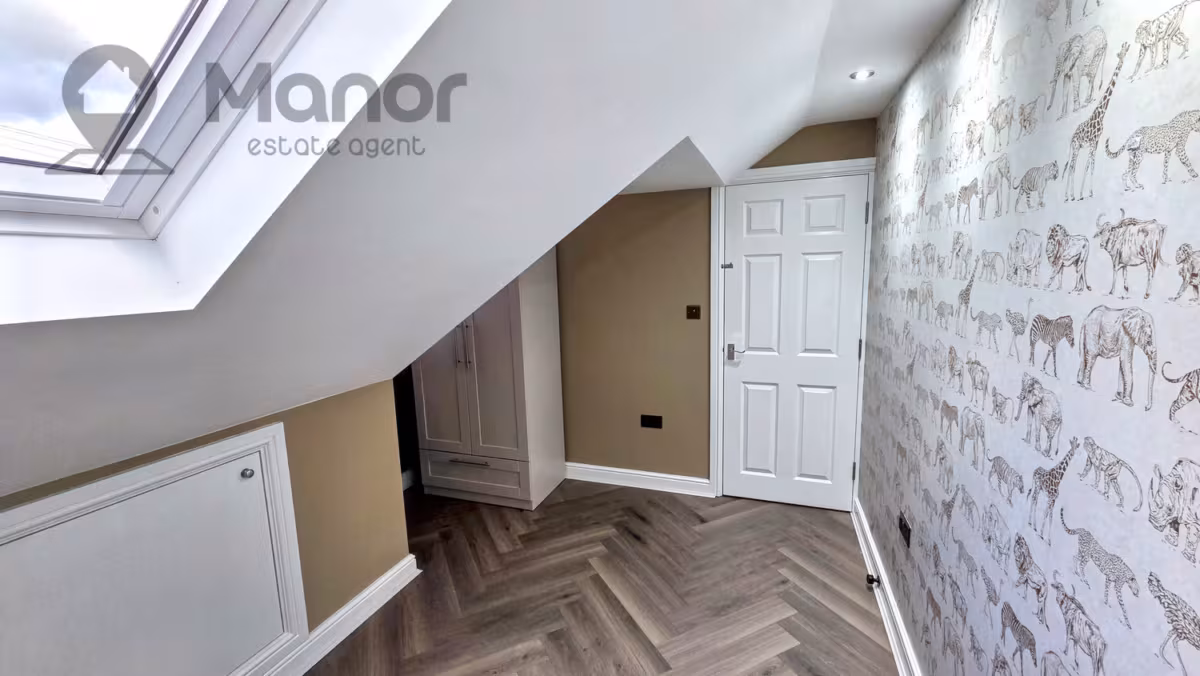 Geoffrey Avenue, Harold Wood, RM3 0YH