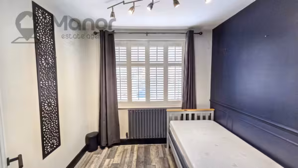 Geoffrey Avenue, Harold Wood, RM3 0YH