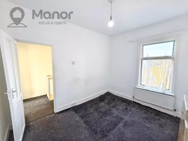 High Street North, Manor Park, E12 6RH