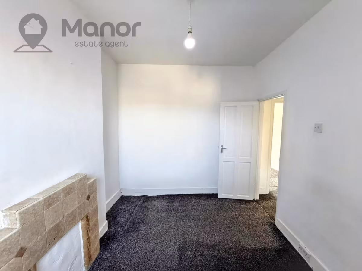 High Street North, Manor Park, E12 6RH