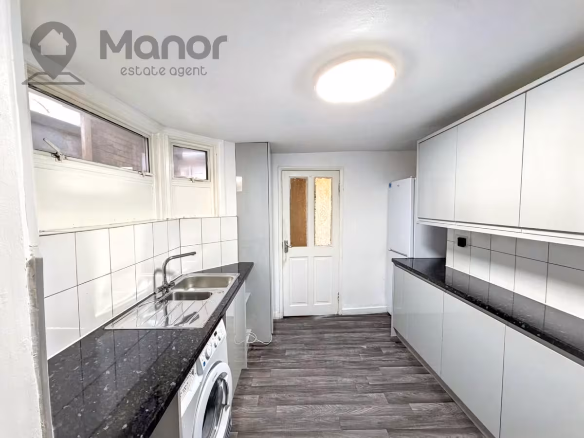High Street North, Manor Park, E12 6RH