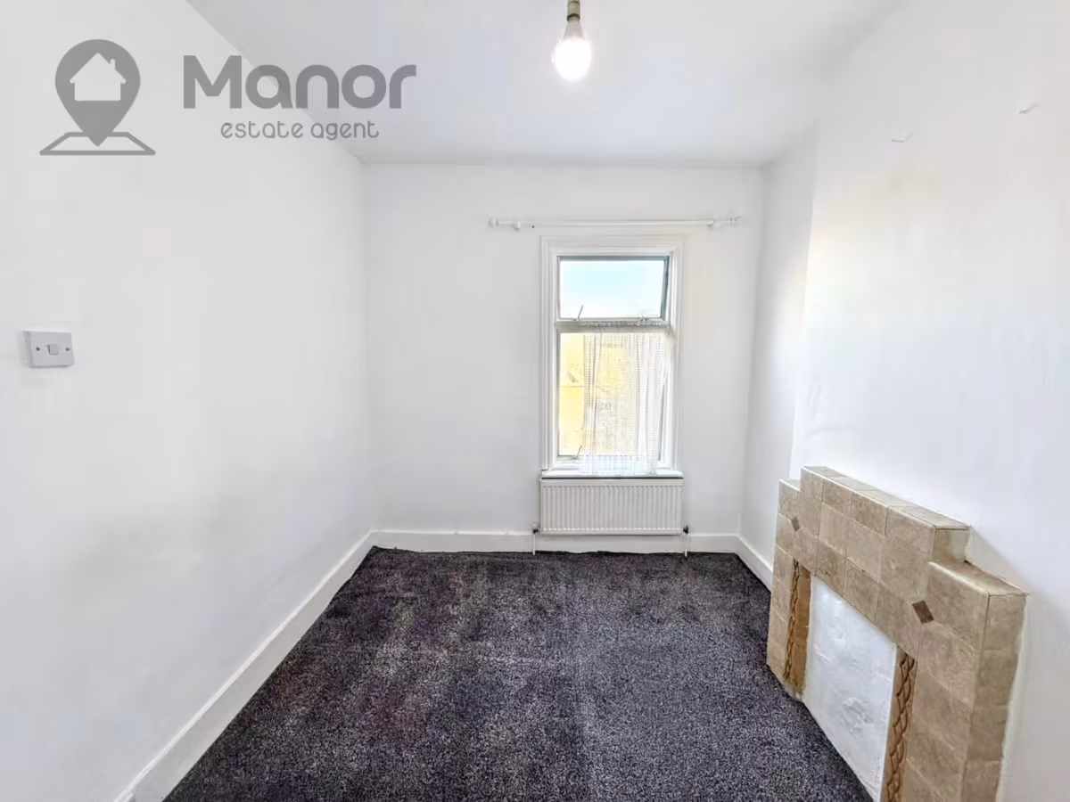 High Street North, Manor Park, E12 6RH