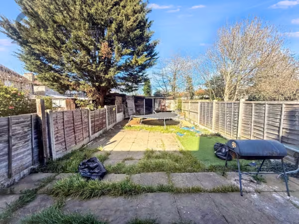 Stevens Road, Dagenham, RM8 2QA