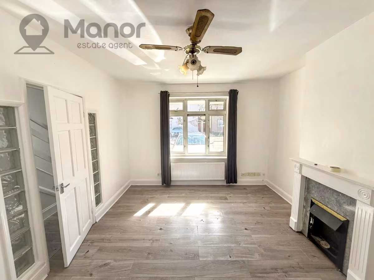 Stevens Road, Dagenham, RM8 2QA