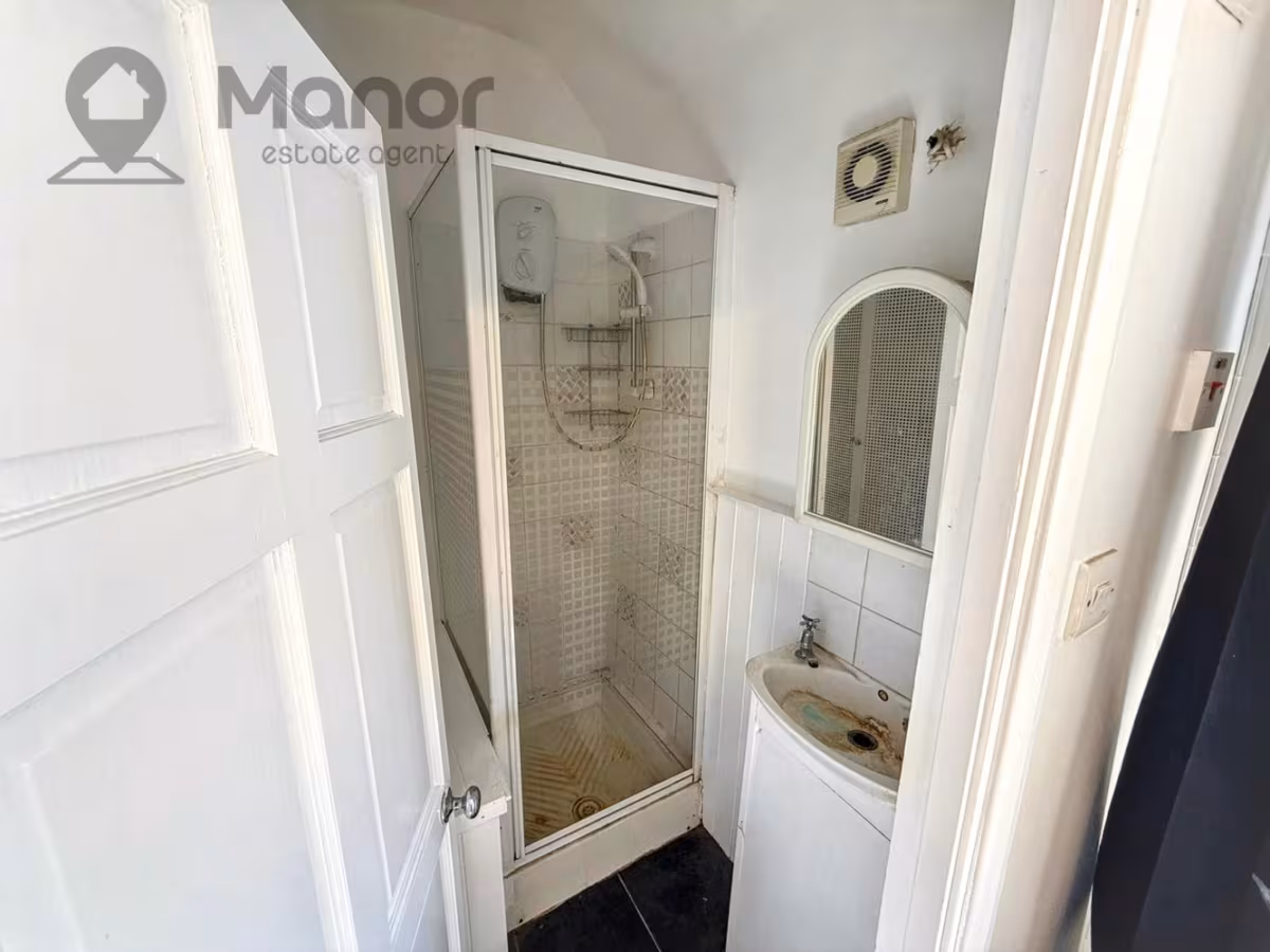 Stevens Road, Dagenham, RM8 2QA