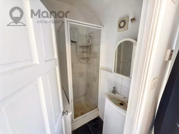 Stevens Road, Dagenham, RM8 2QA