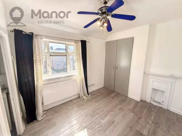 Stevens Road, Dagenham, RM8 2QA